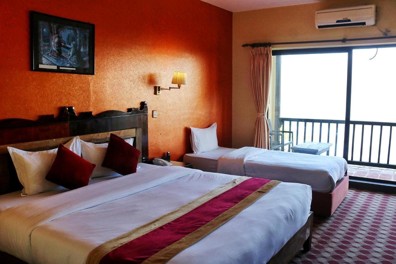 Hotel Chautari Pvt Ltd Nagarkot Eksteriør billede