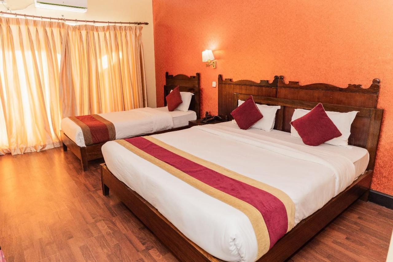 Hotel Chautari Pvt Ltd Nagarkot Eksteriør billede